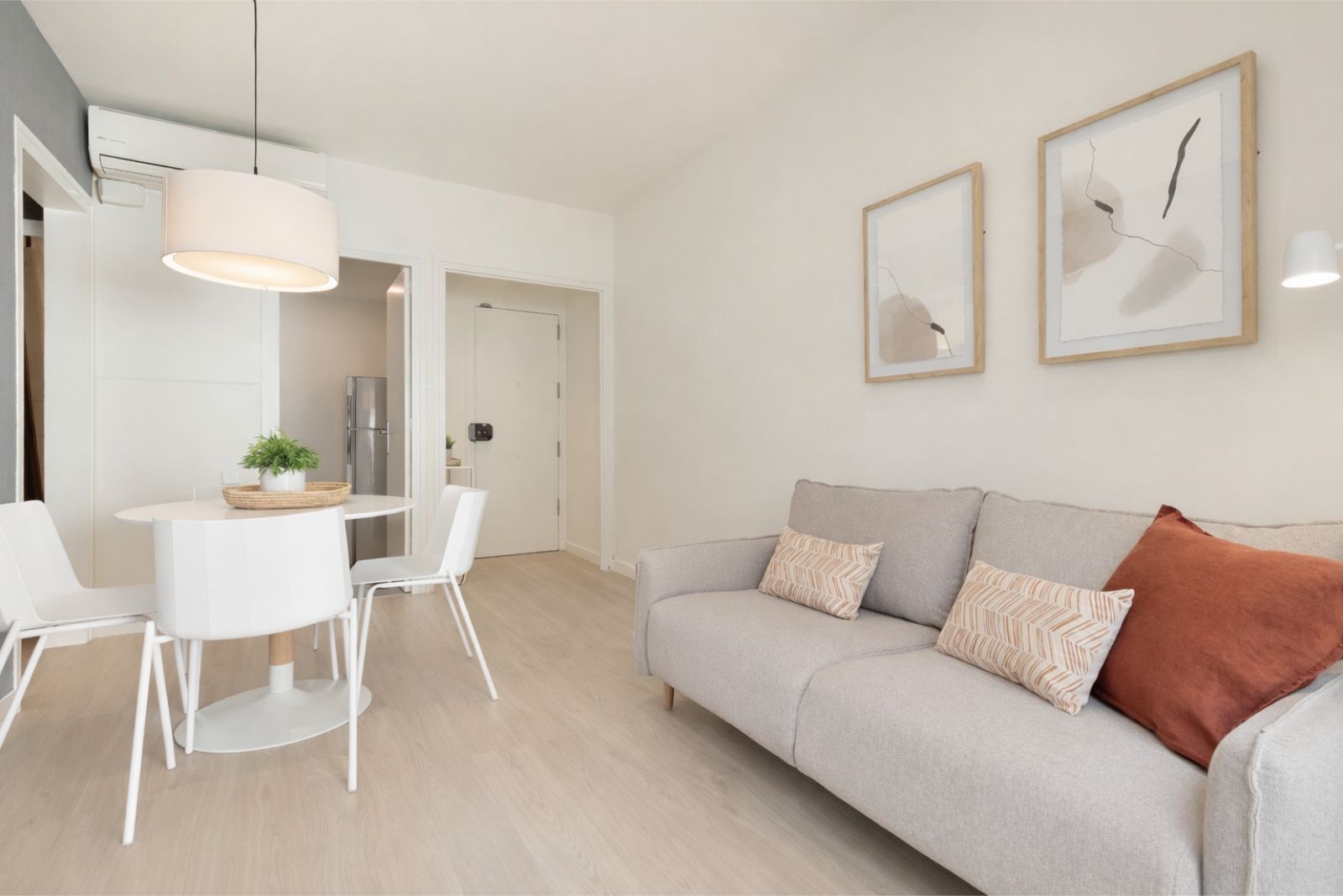 Standard Apartment with Terrace 2