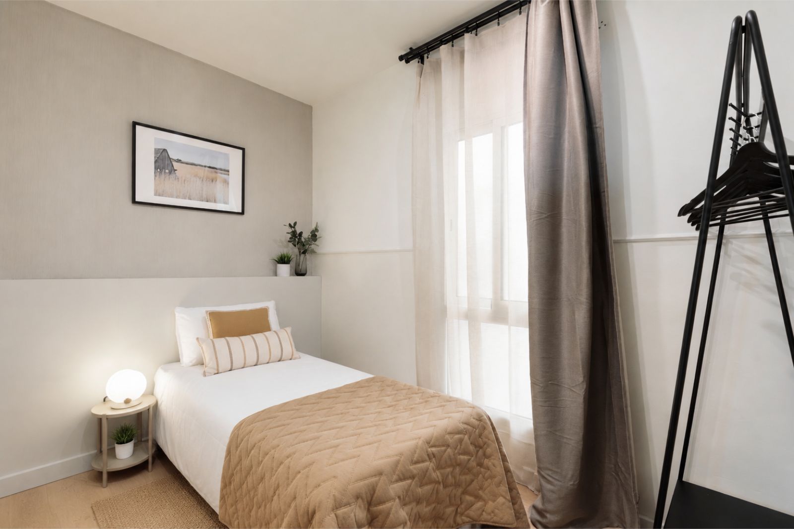 Standard Apartment with Terrace 2