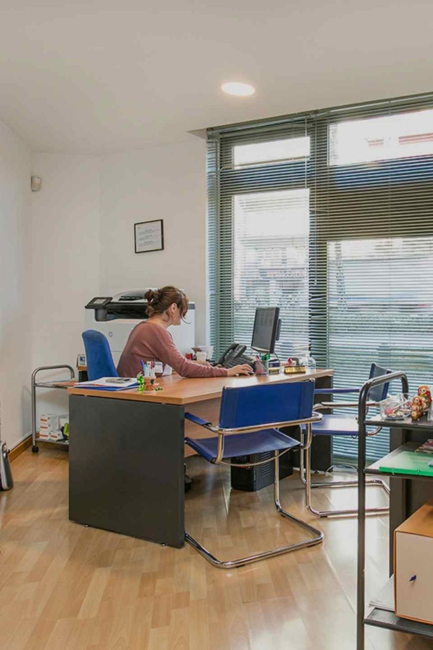 Servicios de Oficina y Recepción